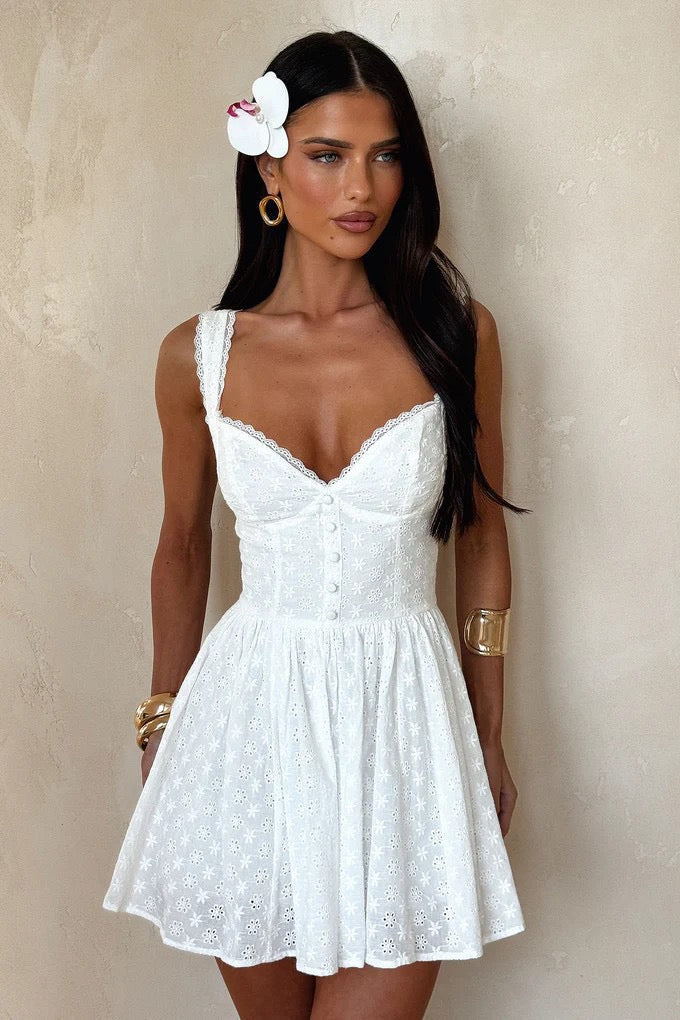 A-line country-style mini dress with floral embroidery – Amy