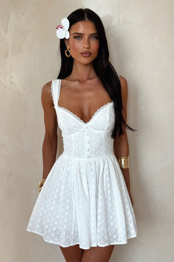 A-line country-style mini dress with floral embroidery – Amy