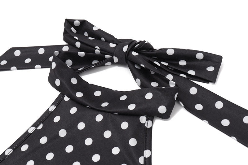 Mini Collar Dress with Polka Dots and Open Back - Carina