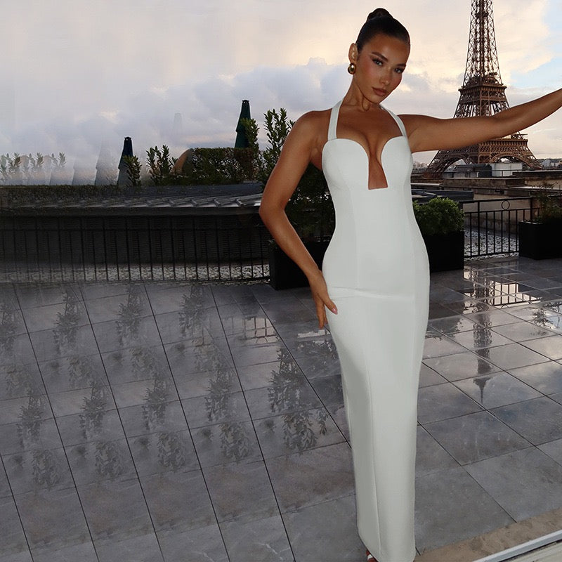 Elegant maxi dress with neck ties and an open back – LAMORIN