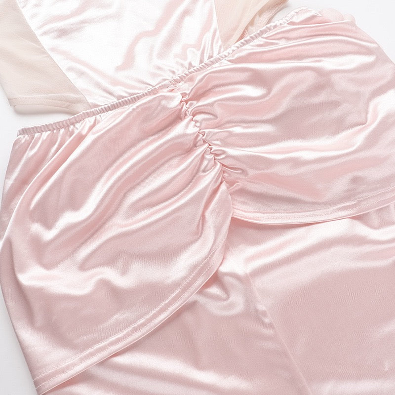 Strapless satin maxi dress with pleats and slit decorated with a flower - Joyce