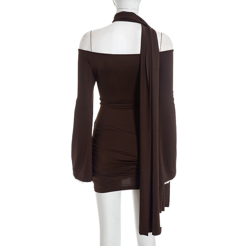 Mini off-shoulder dress with scarf decoration - Or