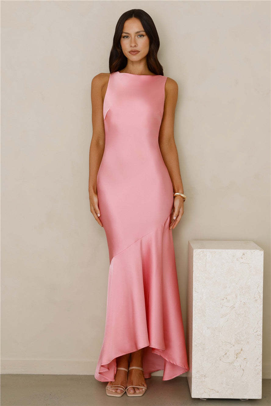 Satin maxi dress with back ties and an open back – Tohar