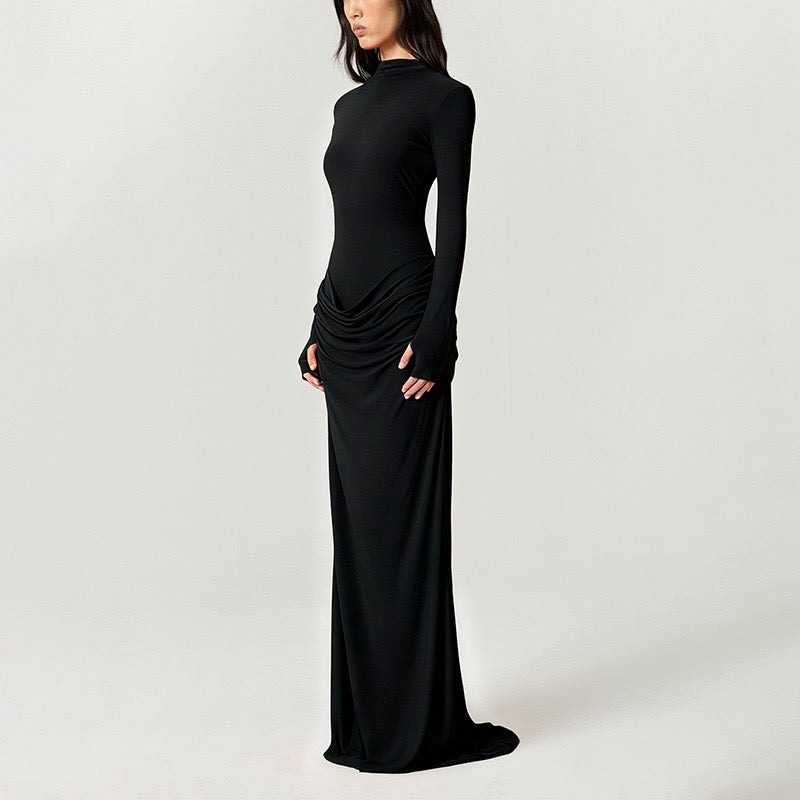 Maxi dress with pleats design - Solded