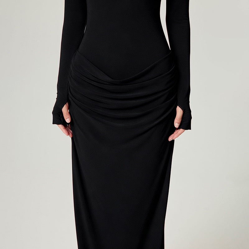 Maxi dress with pleats design - Solded