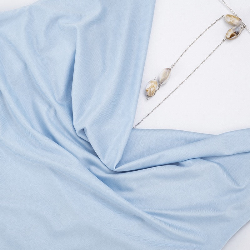 Mini dress with pleated design, open back, and stone chain decoration - SIA