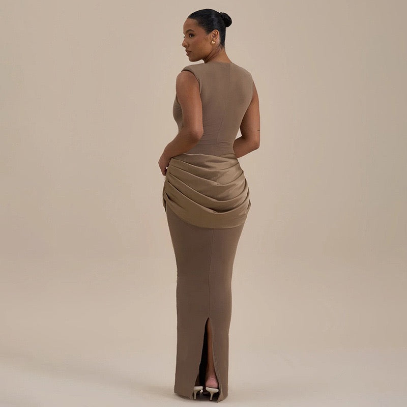 Maxi dress with satin pleats design - Yolan