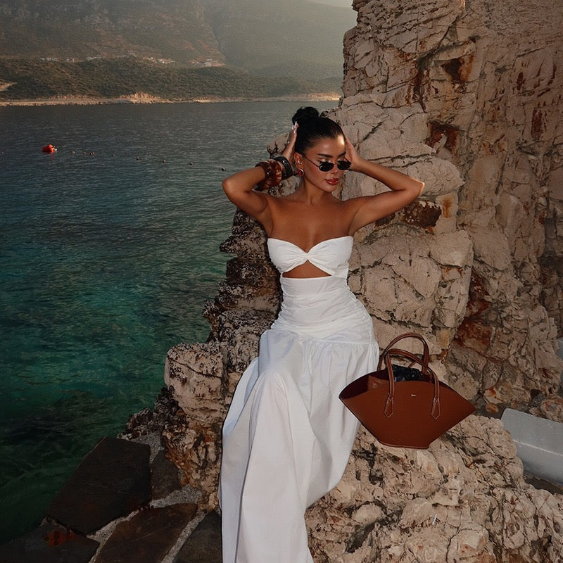 Strapless maxi dress with opening design - Jonahe