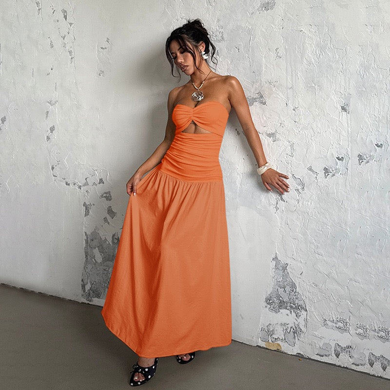 Strapless maxi dress with opening design - Jonahe