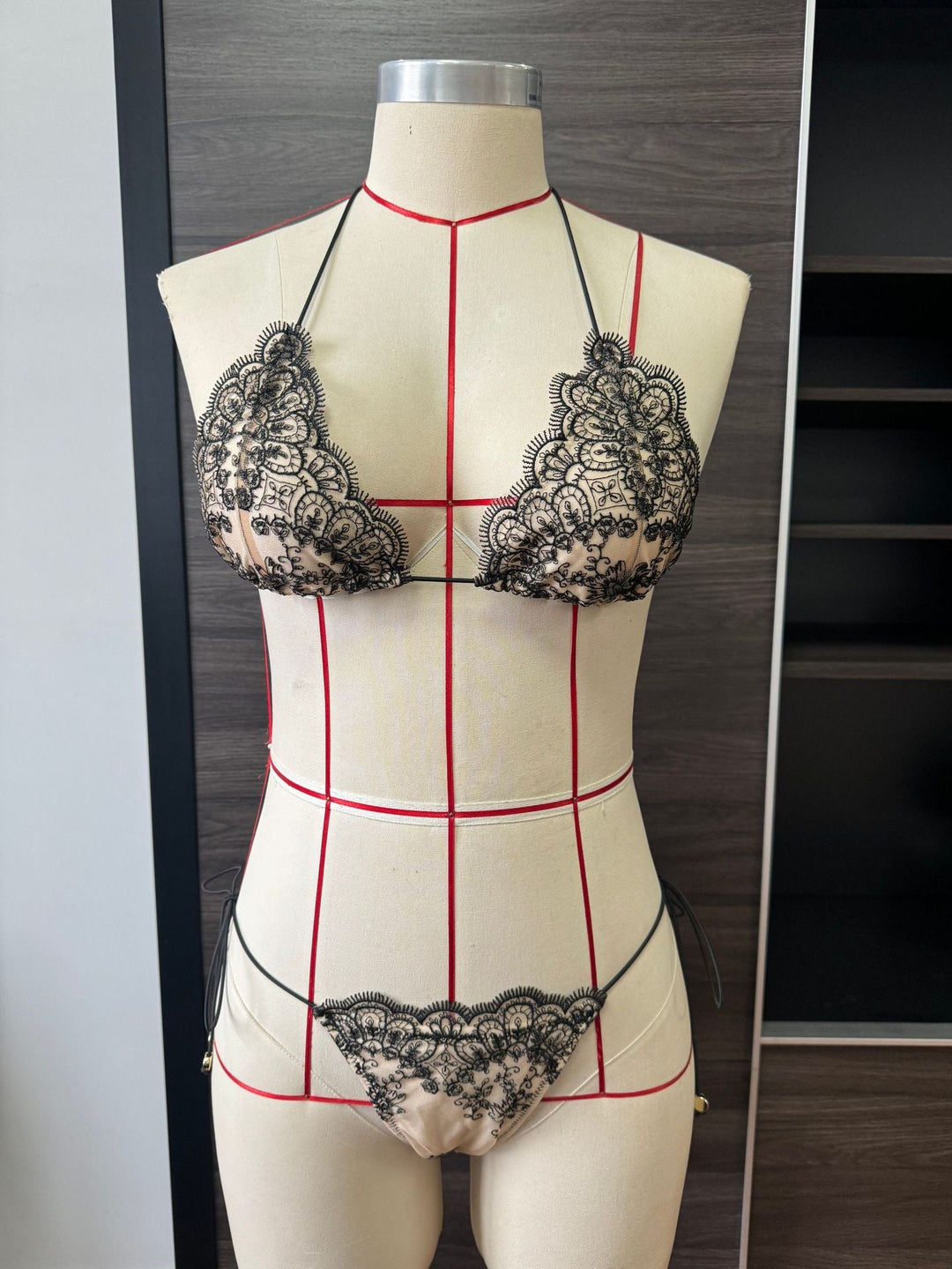 Lace-trimmed bikini swimsuit – Shaya