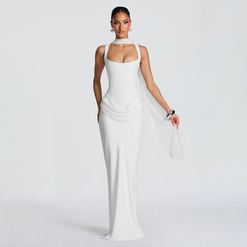 Maxi dress with satin pleats and corset tie at the back for waist fitting - Loiana