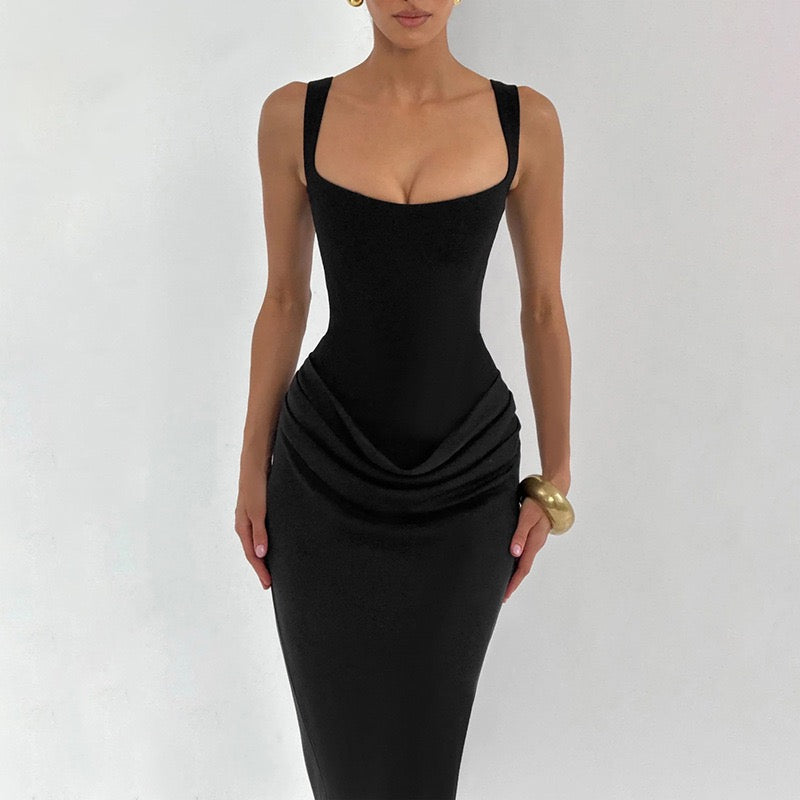 Maxi dress with satin pleats and corset tie at the back for waist fitting - Loiana