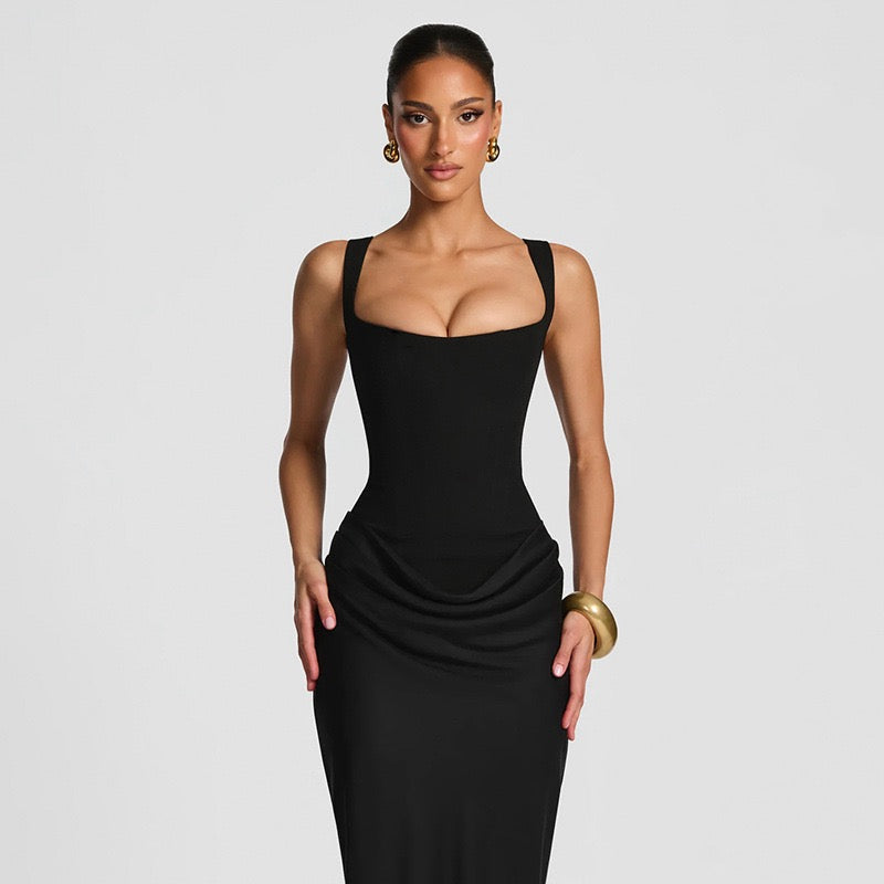Maxi dress with satin pleats and corset tie at the back for waist fitting - Loiana