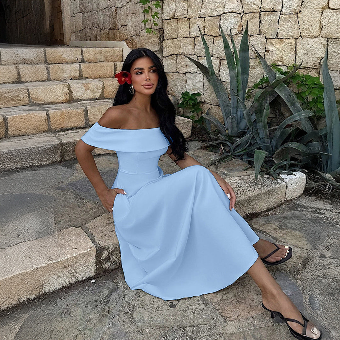 שמלת מידי בגזרת A בעיצוב כתפיים חשופות וכיסים - HINES