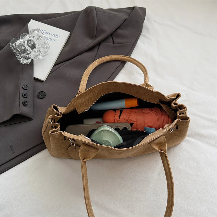 תיק זמש בעיצוב רטרו