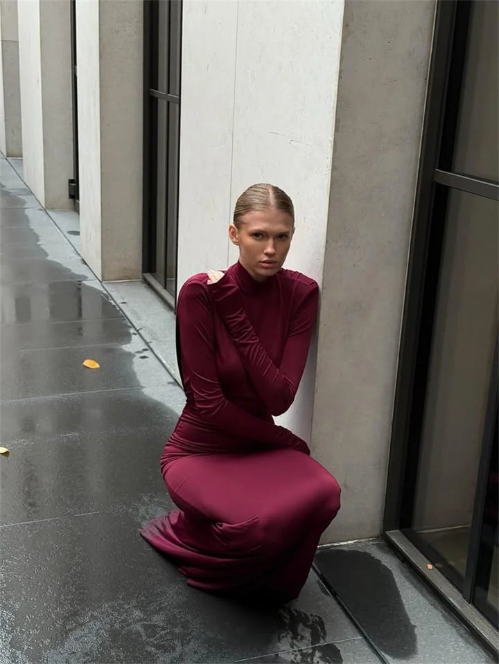 Elegant maxi dress with collar and open back - LARIAN