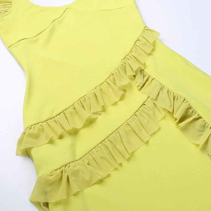 Maxi dress with ruffle decoration and slit design - Yahelia