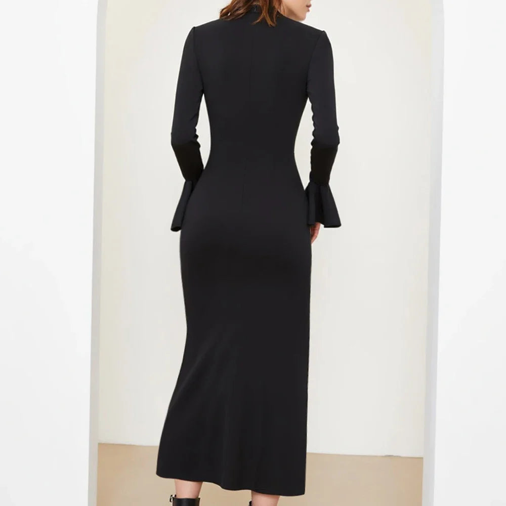 Elegant Maxi Dress with Bell Sleeves - Ayla