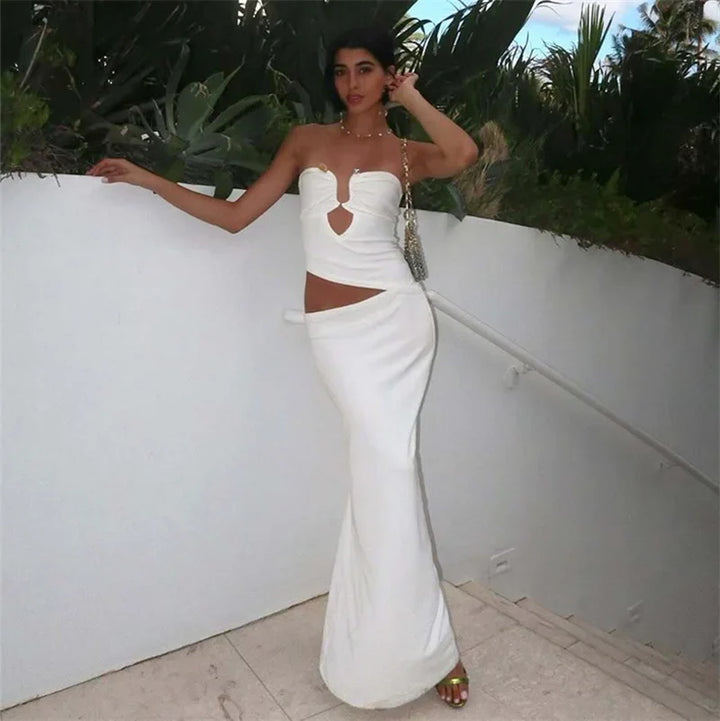 Maxi strapless dress with cut style and buckle detail - Tai