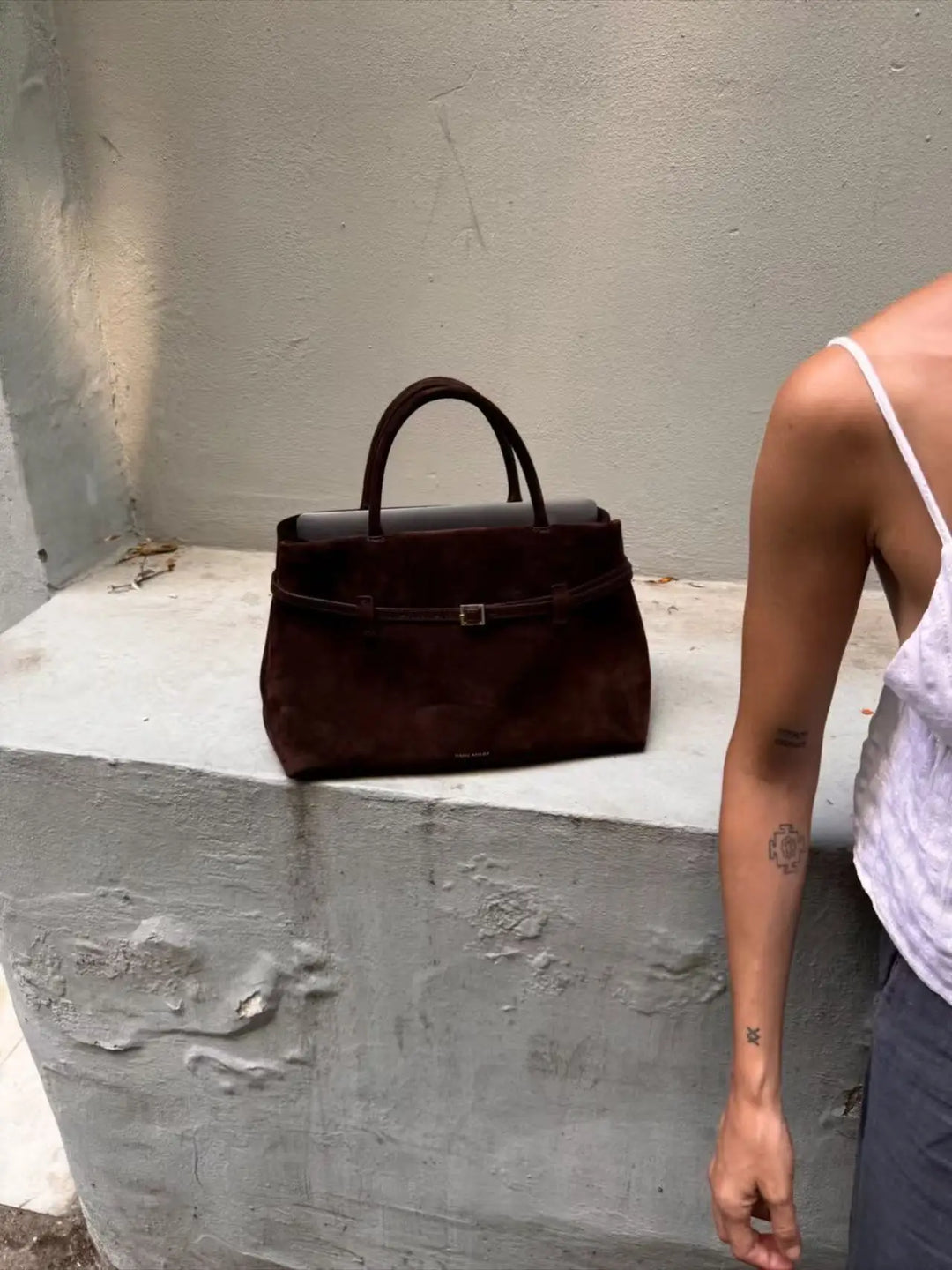 תיק זמש / עור בעיצוב יוקרתי