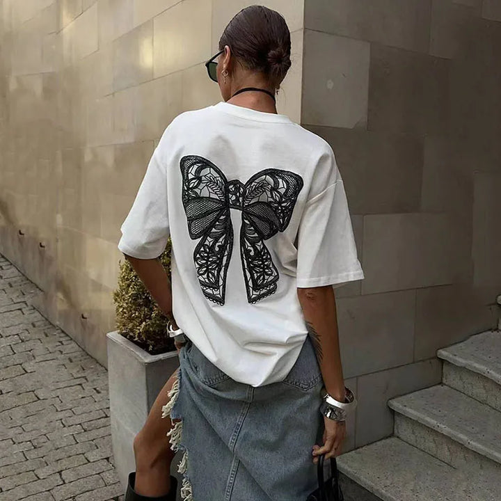 Oversized t-shirt with lace bow decoration - Arava