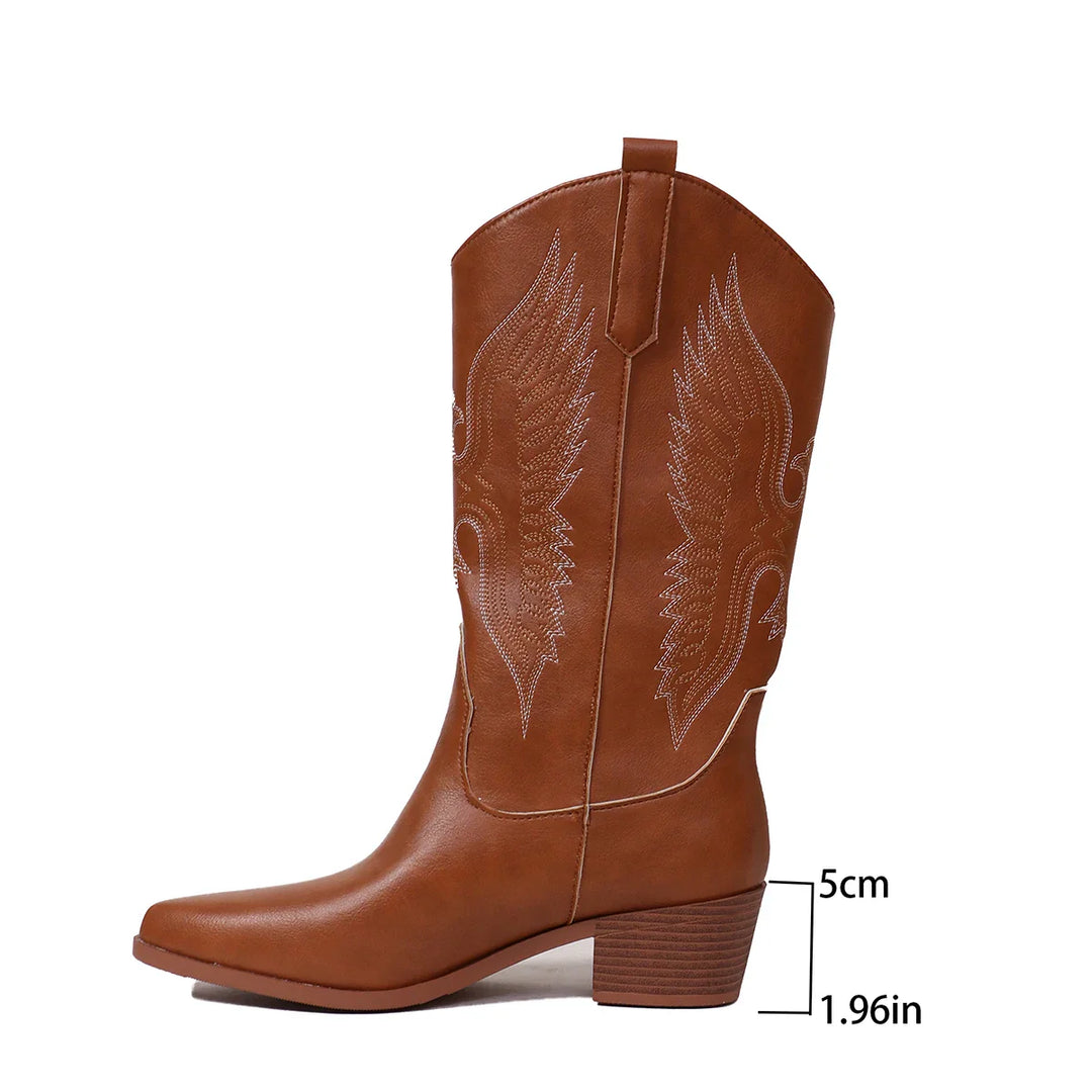 Faux leather cowboy boots with wing embroidery decoration - Angeles