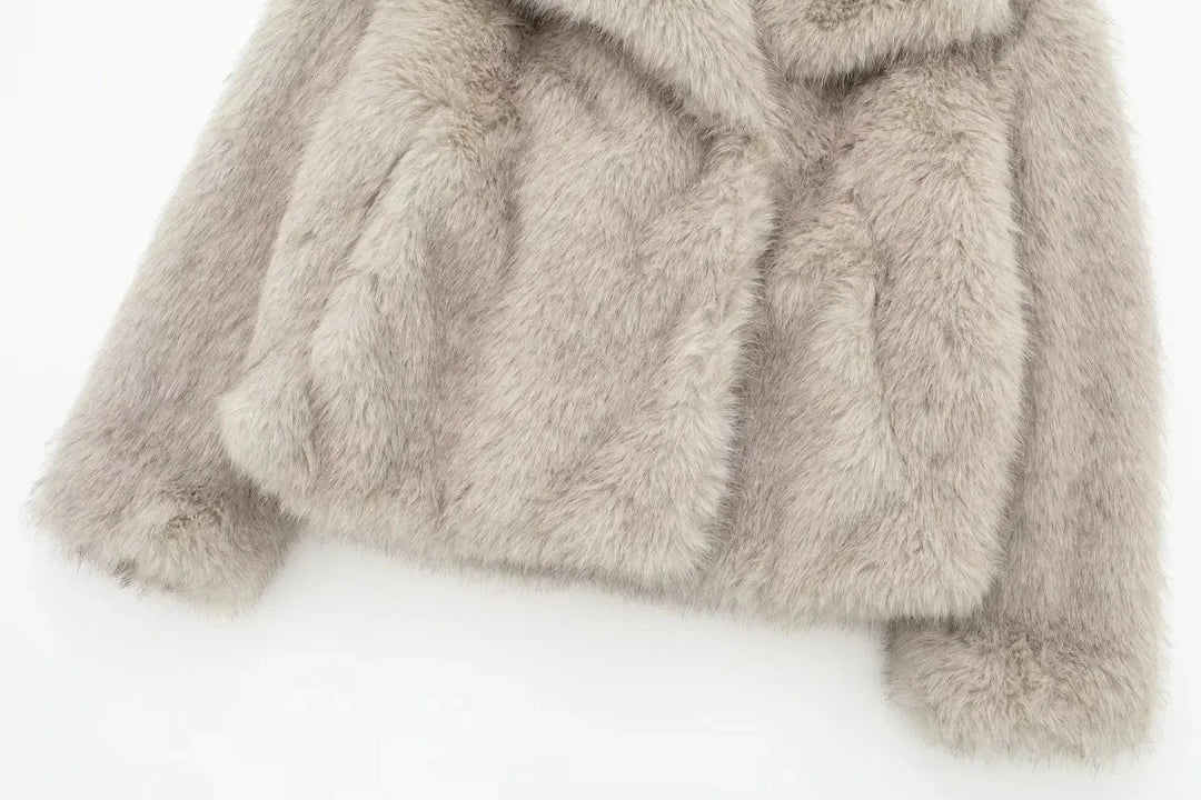 Fur Coat - Riri