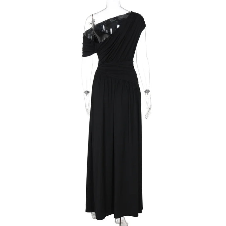 Elegant maxi pleated dress with one shoulder exposed - Maylin