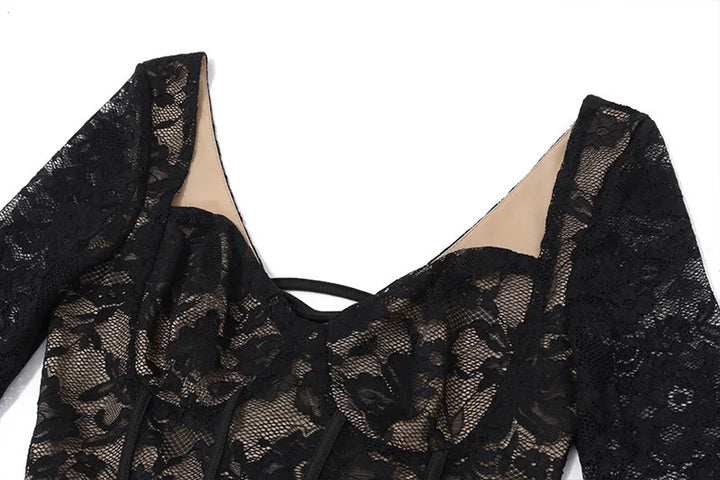 Lace maxi dress with corset design - Nuriel