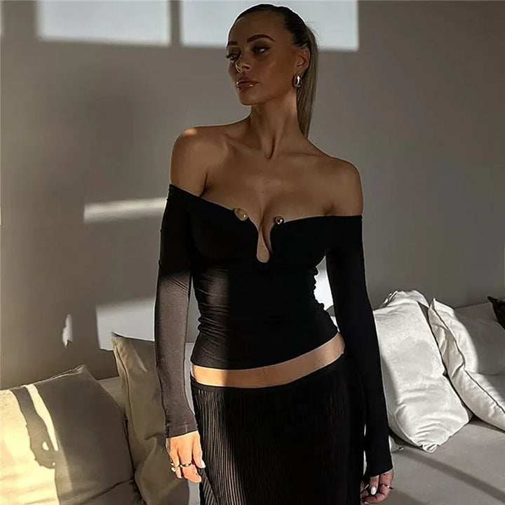 Fitted off-shoulder shirt with buckle decoration - Stace