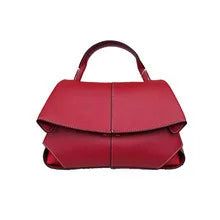 Leather bag with classic design