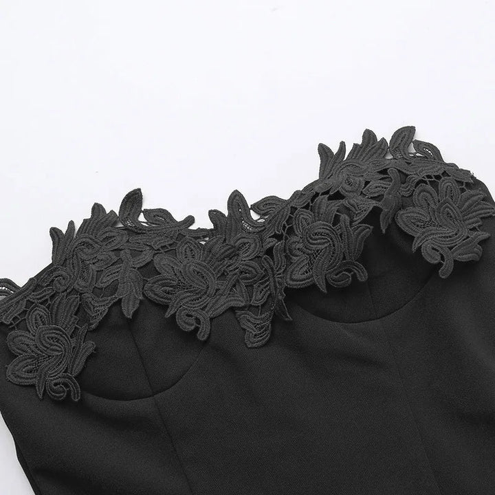 Strapless mini dress with floral embroidery - Linda