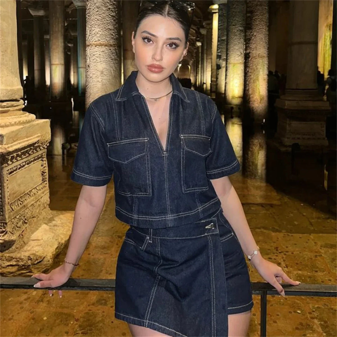 חליפת דנים שני חלקים מכנס חצאית מיני וחולצה בעיטור כיסים - ג'ול