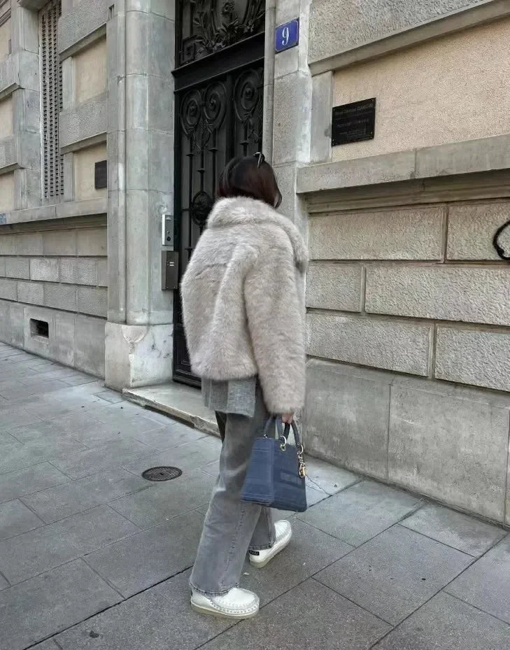 Fur Coat - Riri