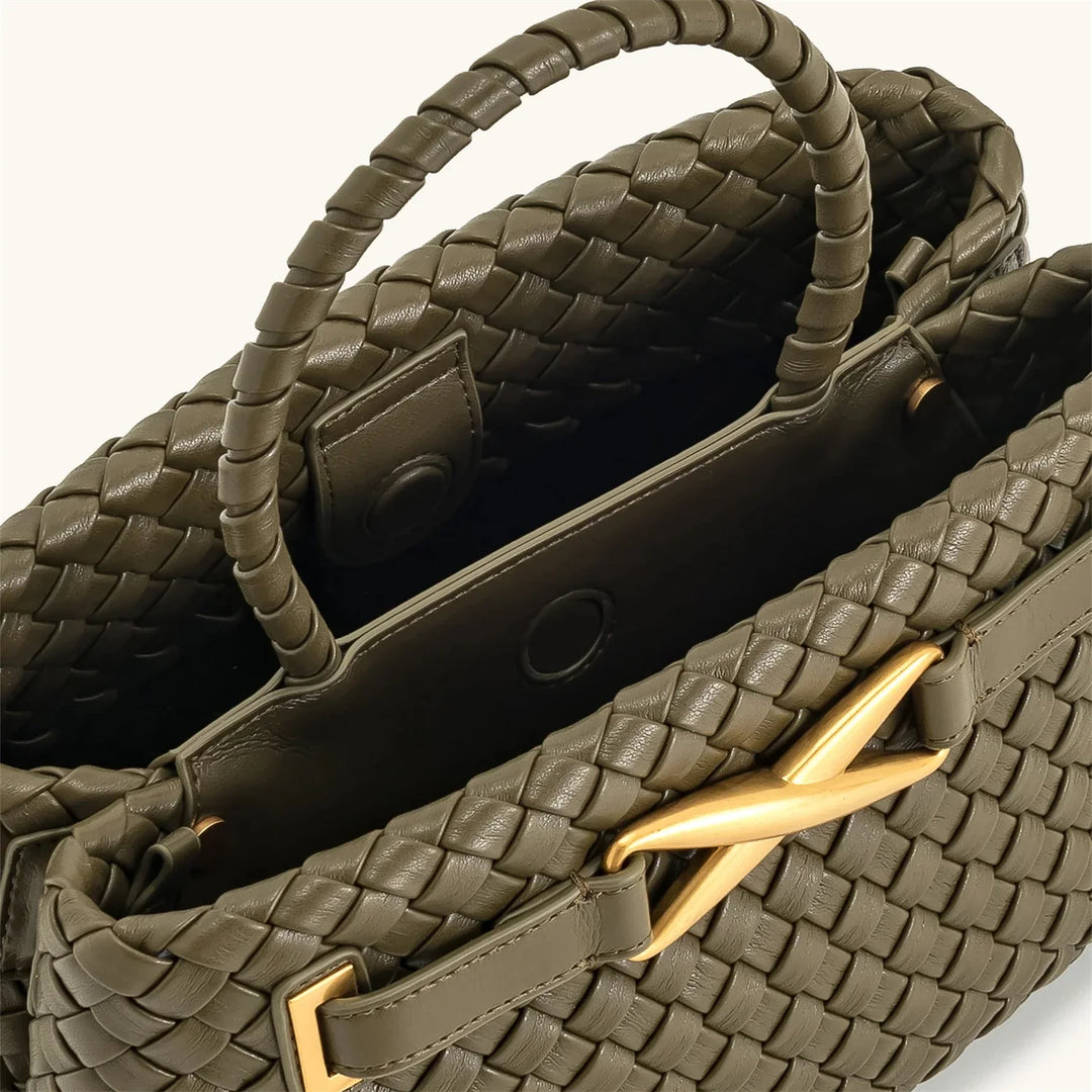 תיק דמוי עור בעיצוב מחוספס בעיטור אבזם