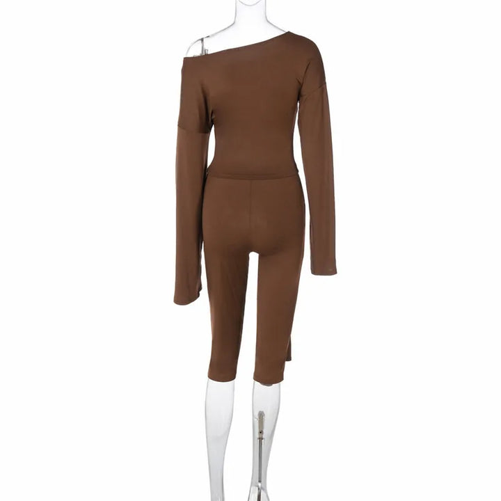 Two-piece set with three-quarter leggings with tie design and bell sleeve top - Candy