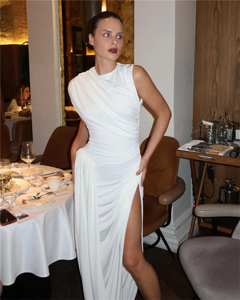 Maxi pleated dress with slit design - Aiza