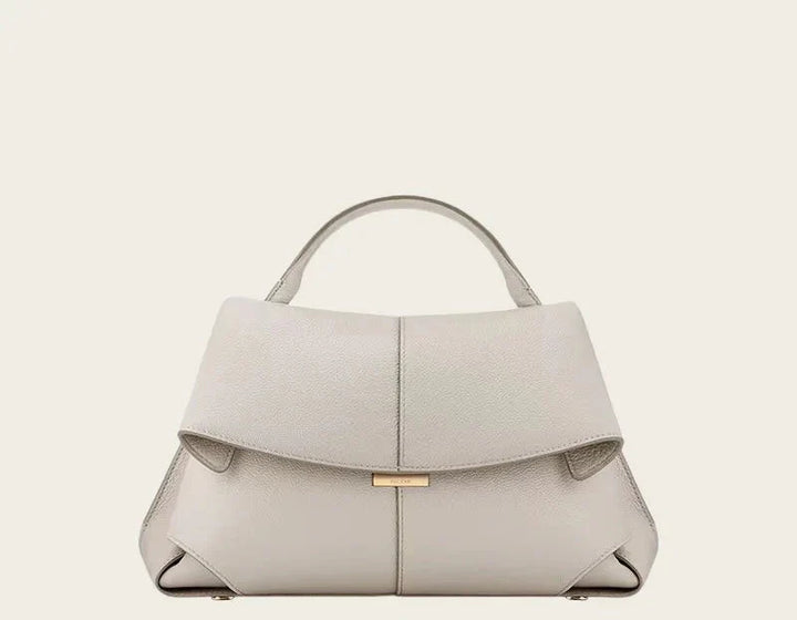 Leather bag with classic design