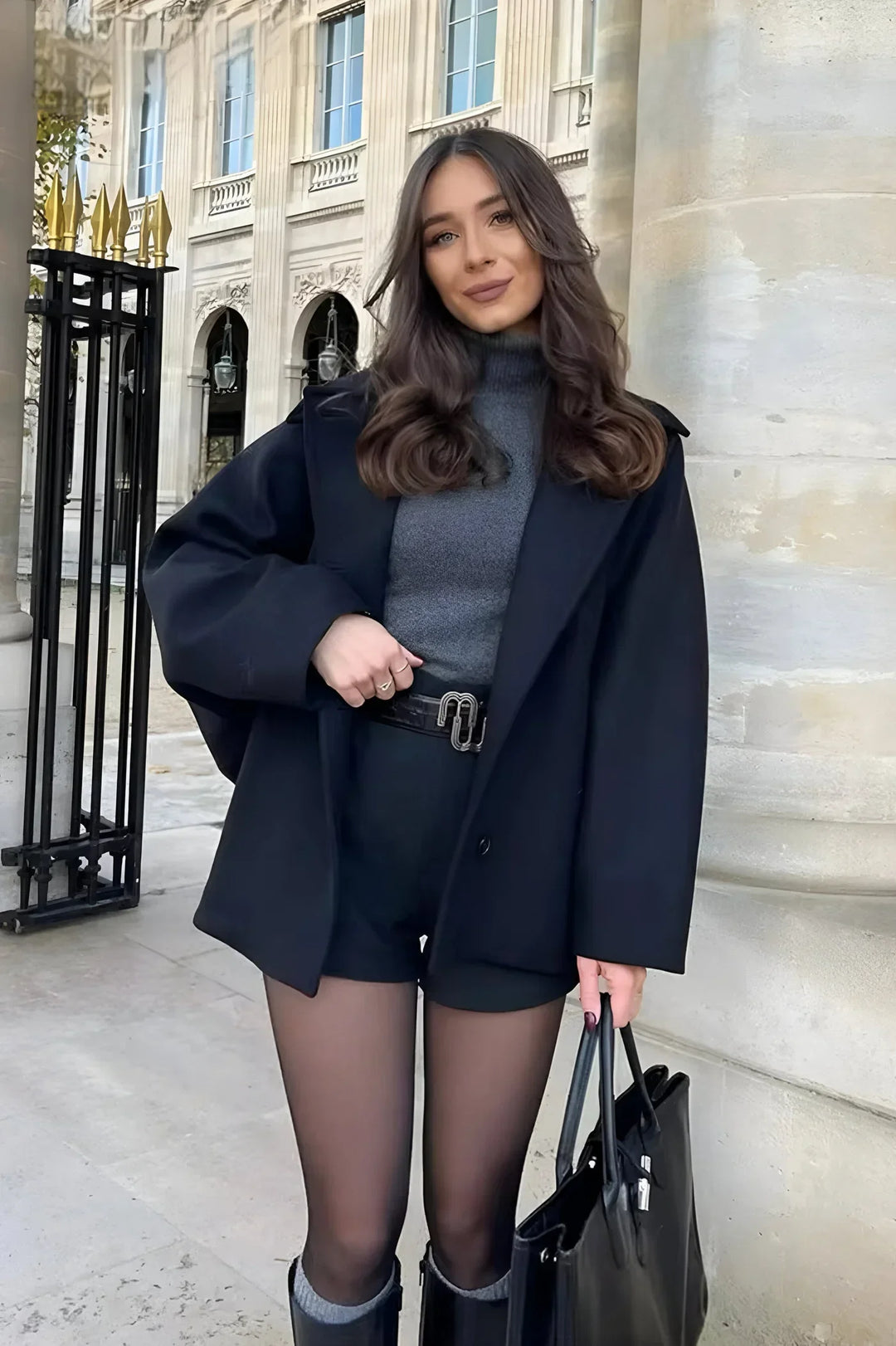 Oversized Wool Coat with Asymmetric Button Closure and Polo Collar - Hollandia