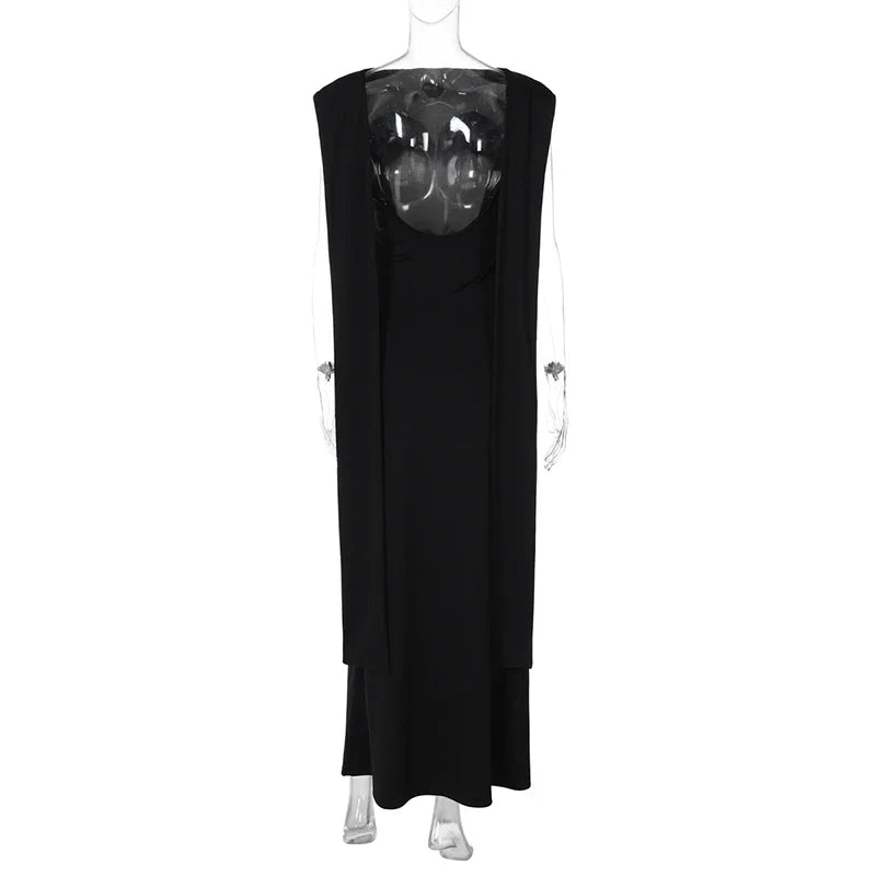 Elegant evening maxi dress with open back and train decoration - Ataret