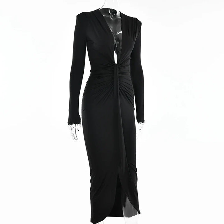 Shaping and flattering maxi dress with ruching design - Mi Ran