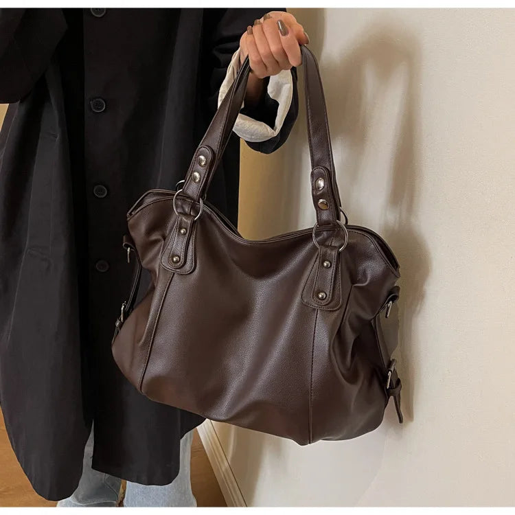 תיק דמוי עור בעיצוב רטרו