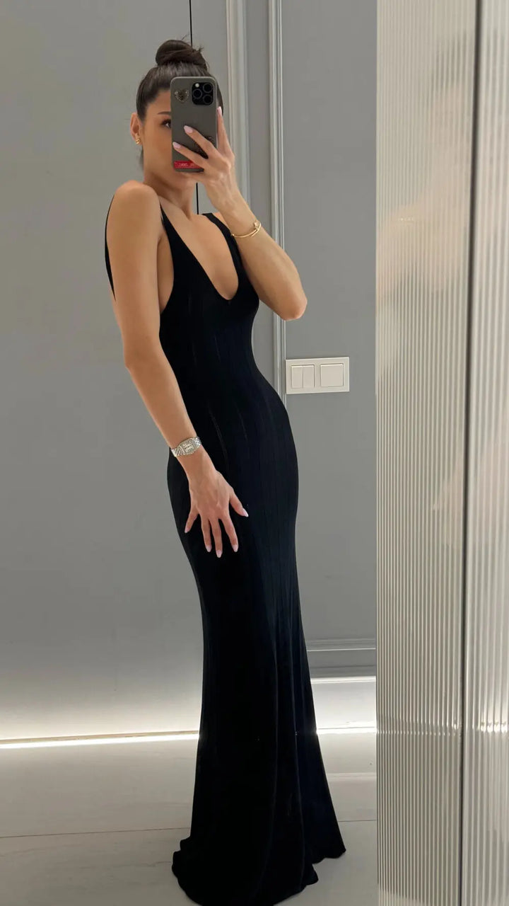 Knitted Maxi Dress with Open Back - Maliyah