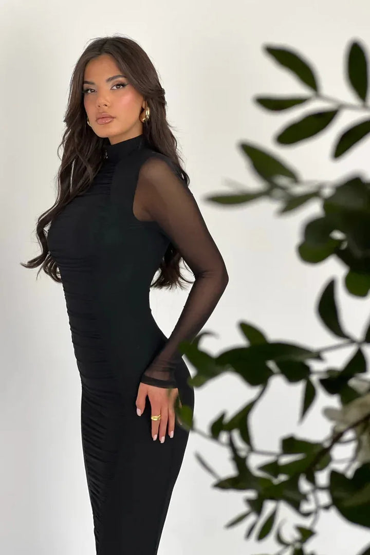 שמלת מקסי גולף צמודה בעיצוב כיווצים שרוולי שיפון - NINI