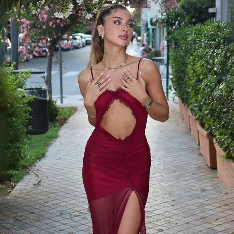 Maxi dress with slit and open design - Harmonia