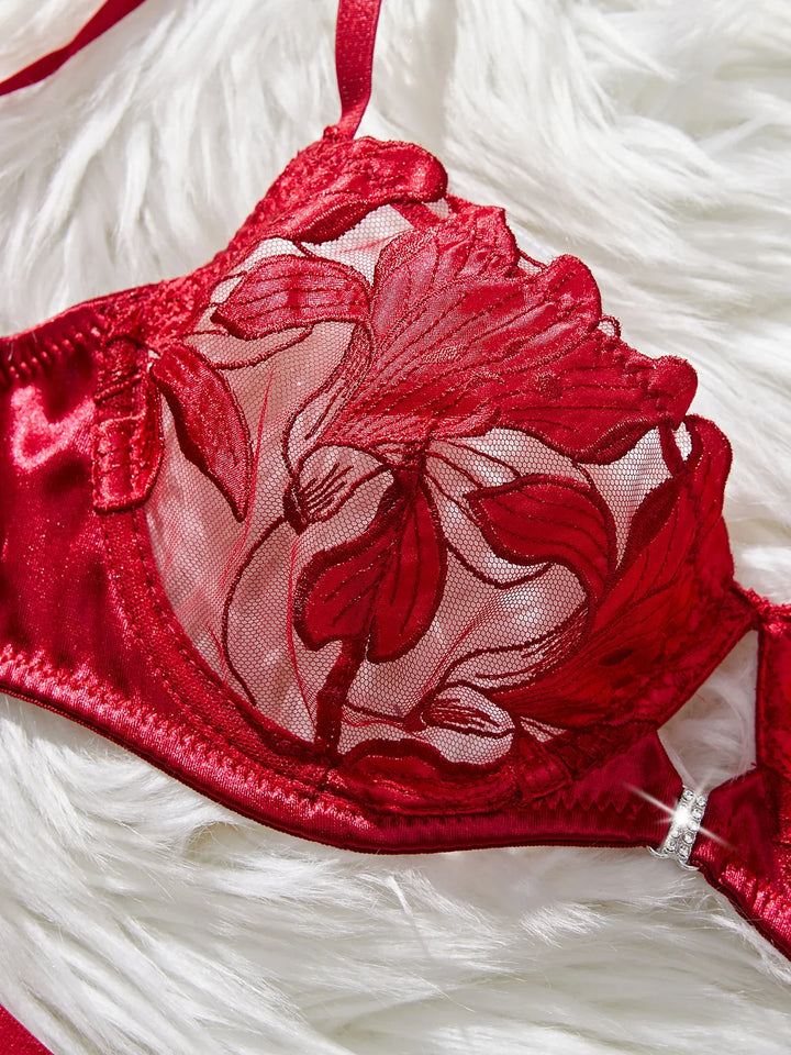 Sheer Set with Leaf Embroidery - Molly