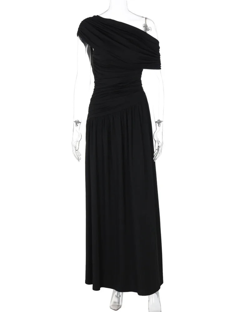 Elegant maxi pleated dress with one shoulder exposed - Maylin