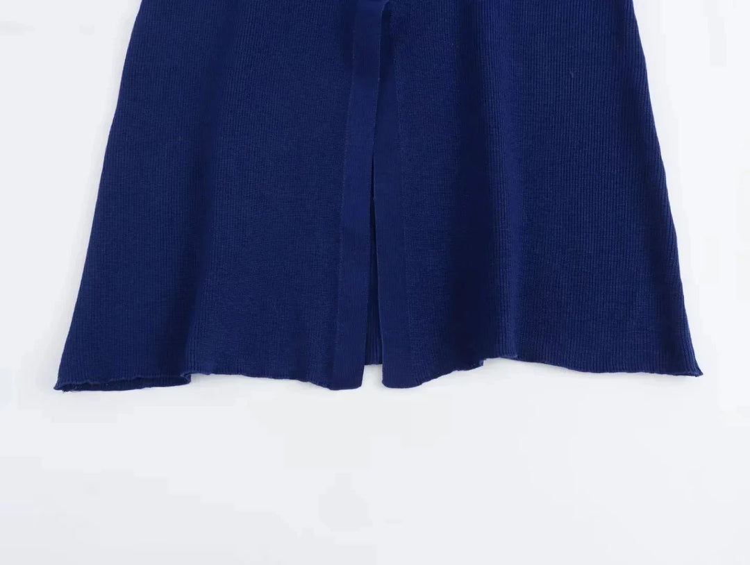 Elegant Knitted Midi Dress with Button Decoration and Small Slit - Pierre
