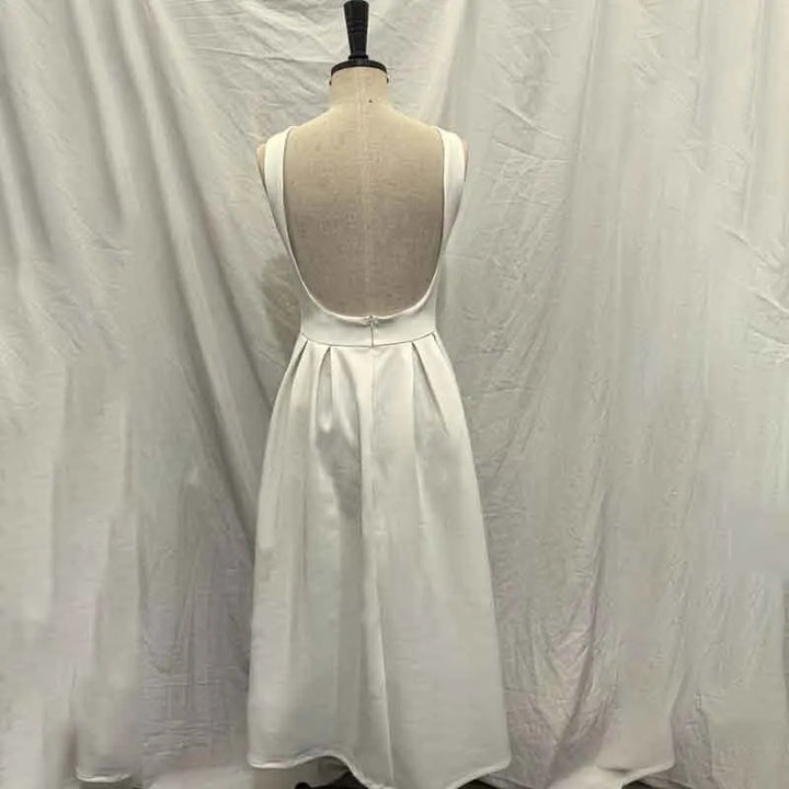 Classic midi A-line dress with open back - Alaya