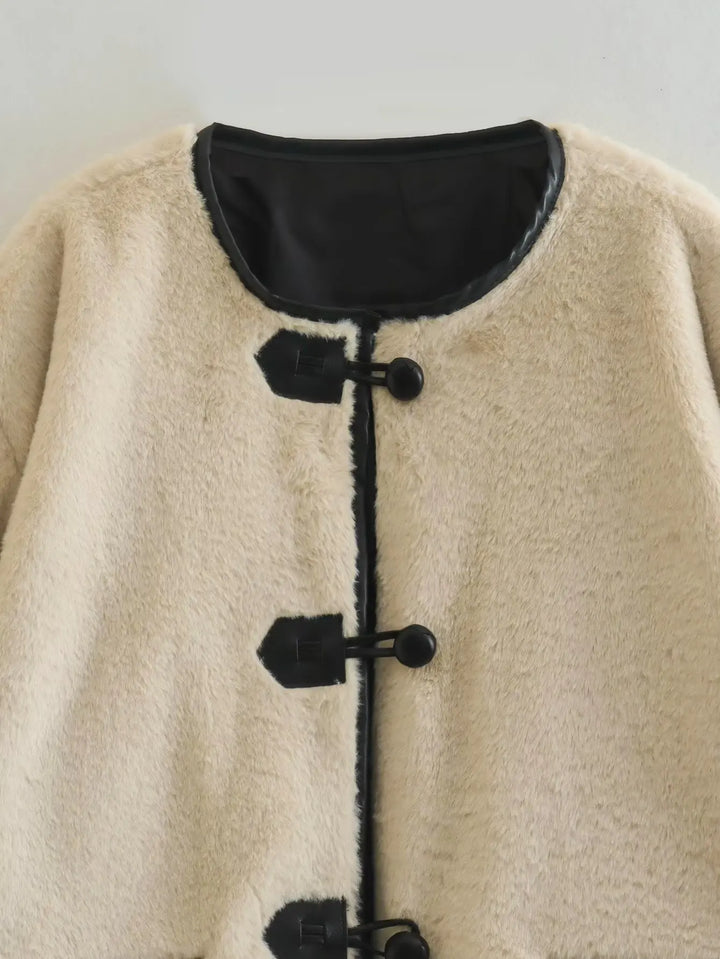 Wool Coat with Fur and Button Closure in Vintage Design - Yan